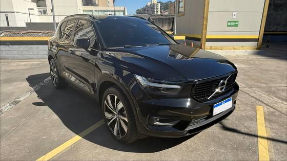VOLVO XC40 1.5 T5 RECHARGE R-DESIGN GEARTRONIC VOLVO XC40 1.5 T5 RECHARGE R-DESIGN GEARTRONIC